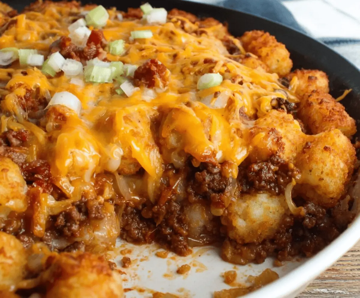 Cheeseburger Tater Tot Casserole