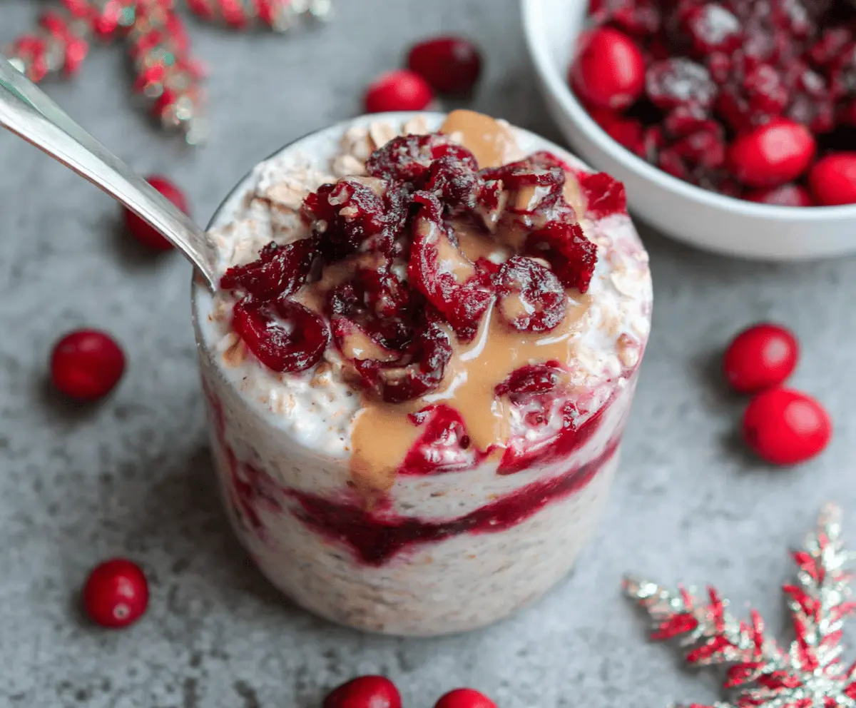 Creamy Cranberry Overnight Oats Recipe